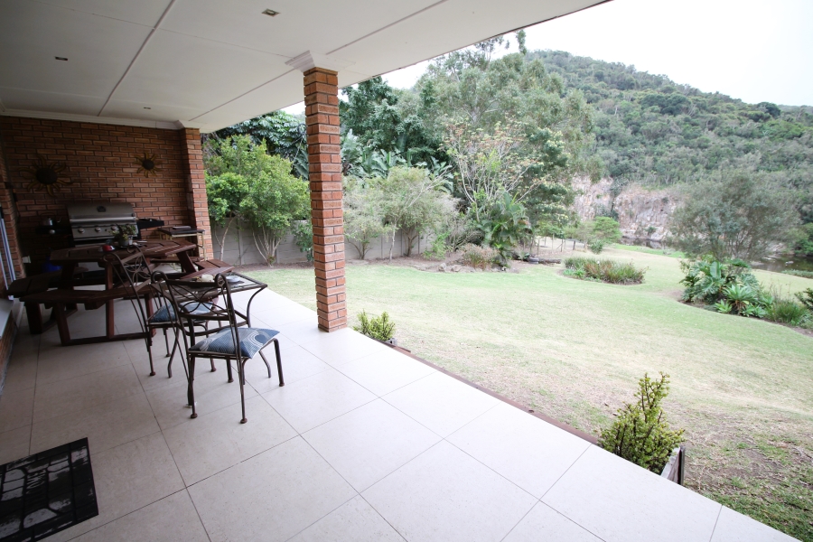 10 Bedroom Property for Sale in Dorchester Heights Eastern Cape